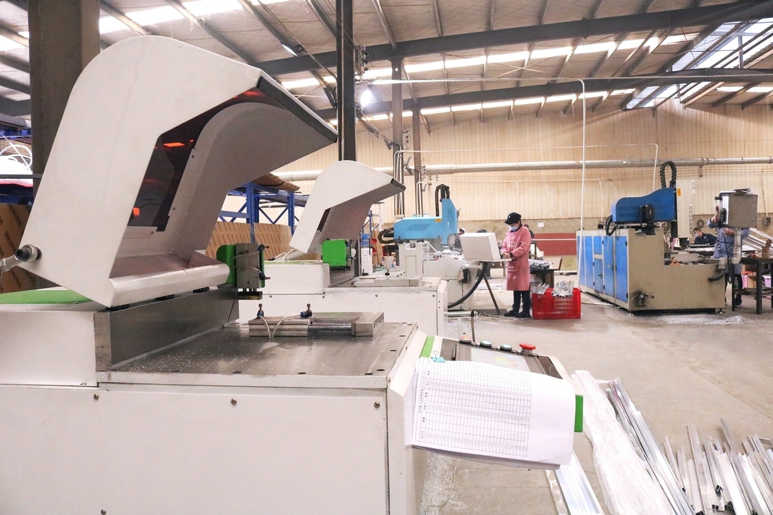 Color de bronce 30m m de los muebles del OEM de la astilla de aluminio de las manijas para el cajón