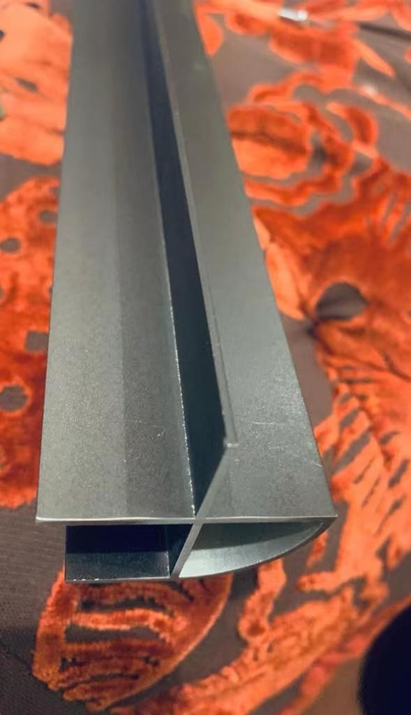 Servicios de mecanizado de chapas metálicas personalizadas de perfiles especiales de aluminio para vehículos recreativos Producto