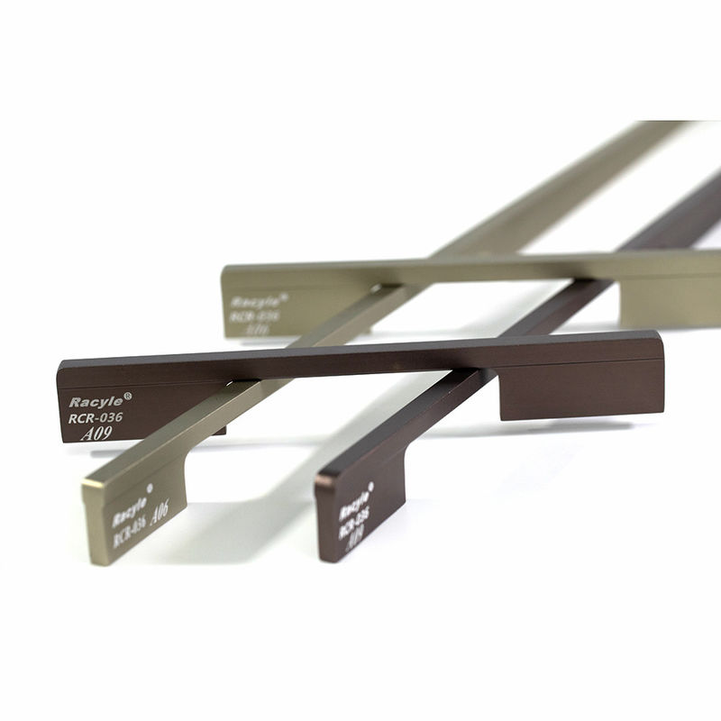 Manijas de aluminio largas del tirón de la puerta de la cocina colorida del RCR 036