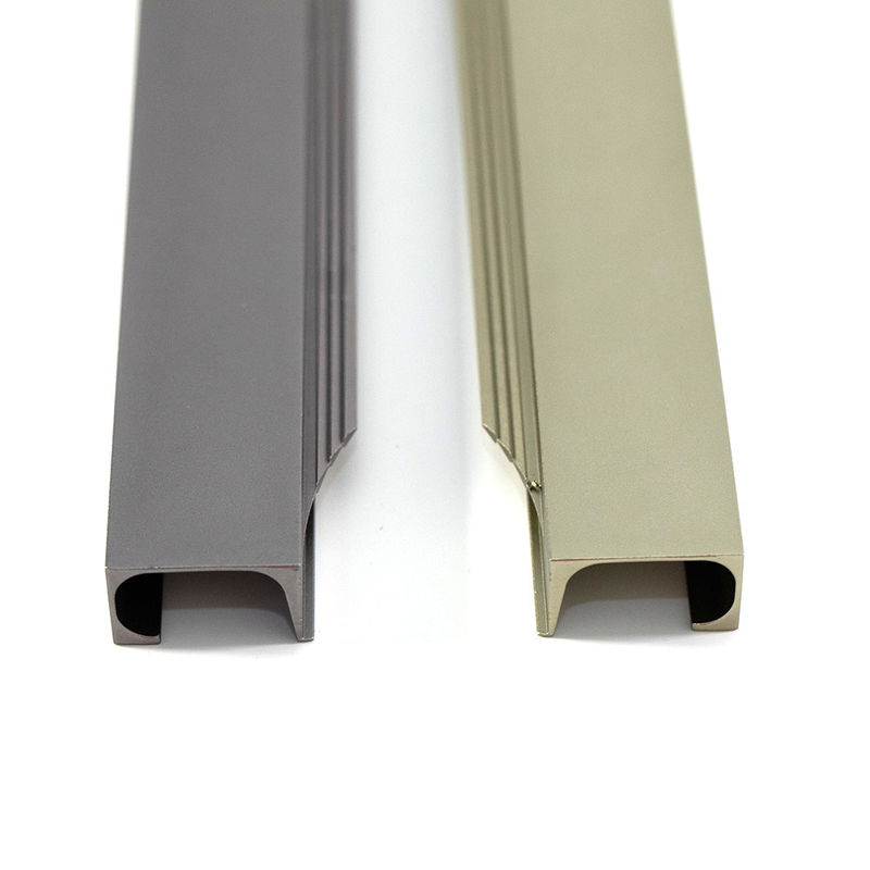 La puerta ocultada el hardware de aluminio del guardarropa del RCR 914 tira de la manija 297 milímetros que 397 milímetros proporcionan artículos modificados para requisitos particulares