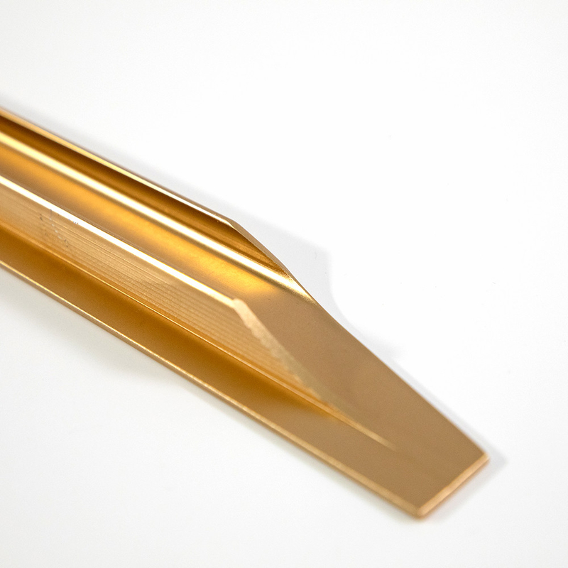 El oro J forma los tirones de aluminio del borde que el finger moderno del gabinete tira del metal para la biblioteca